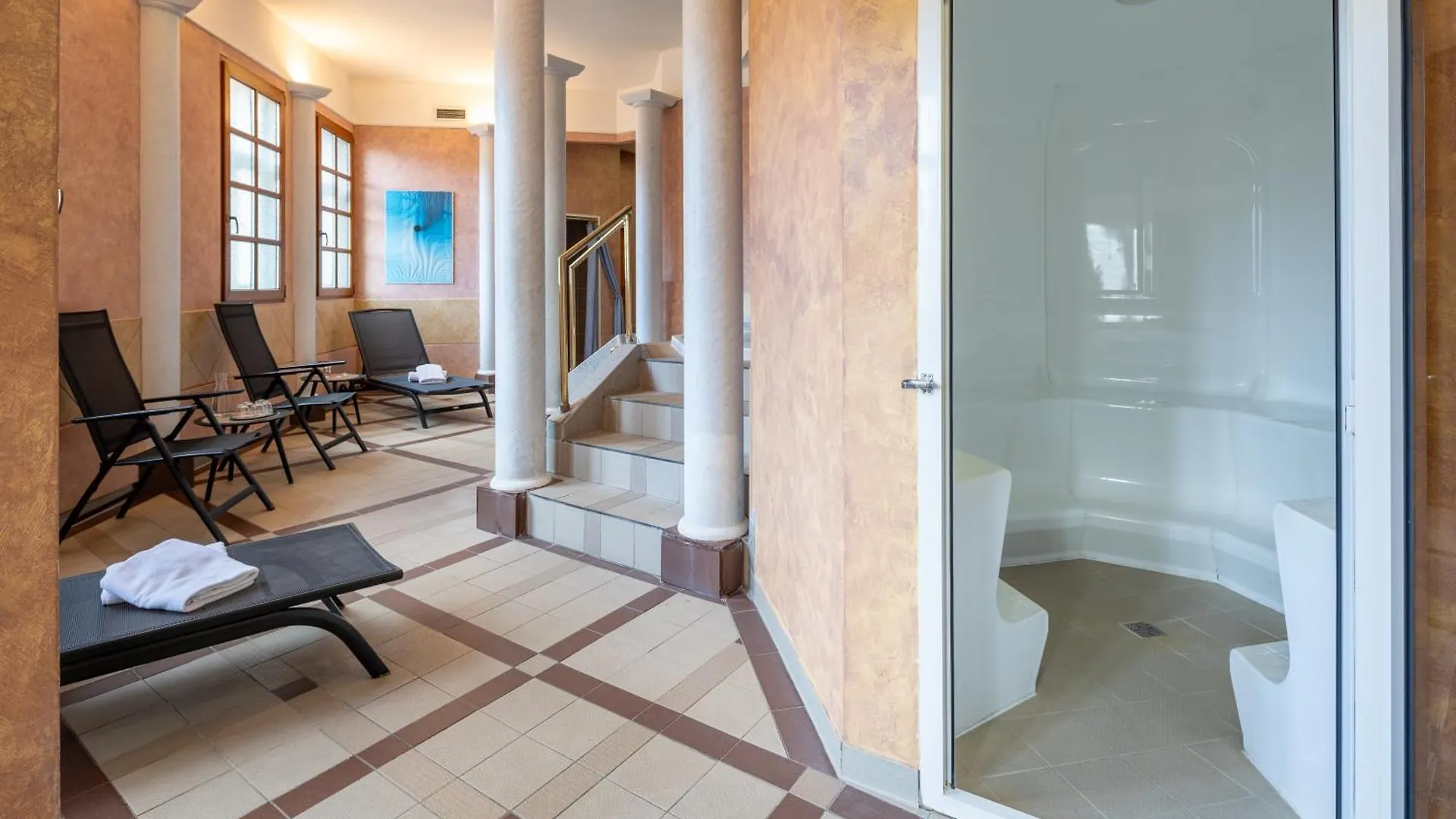 Wellness Hotel Jean De Carro Карловы Вары