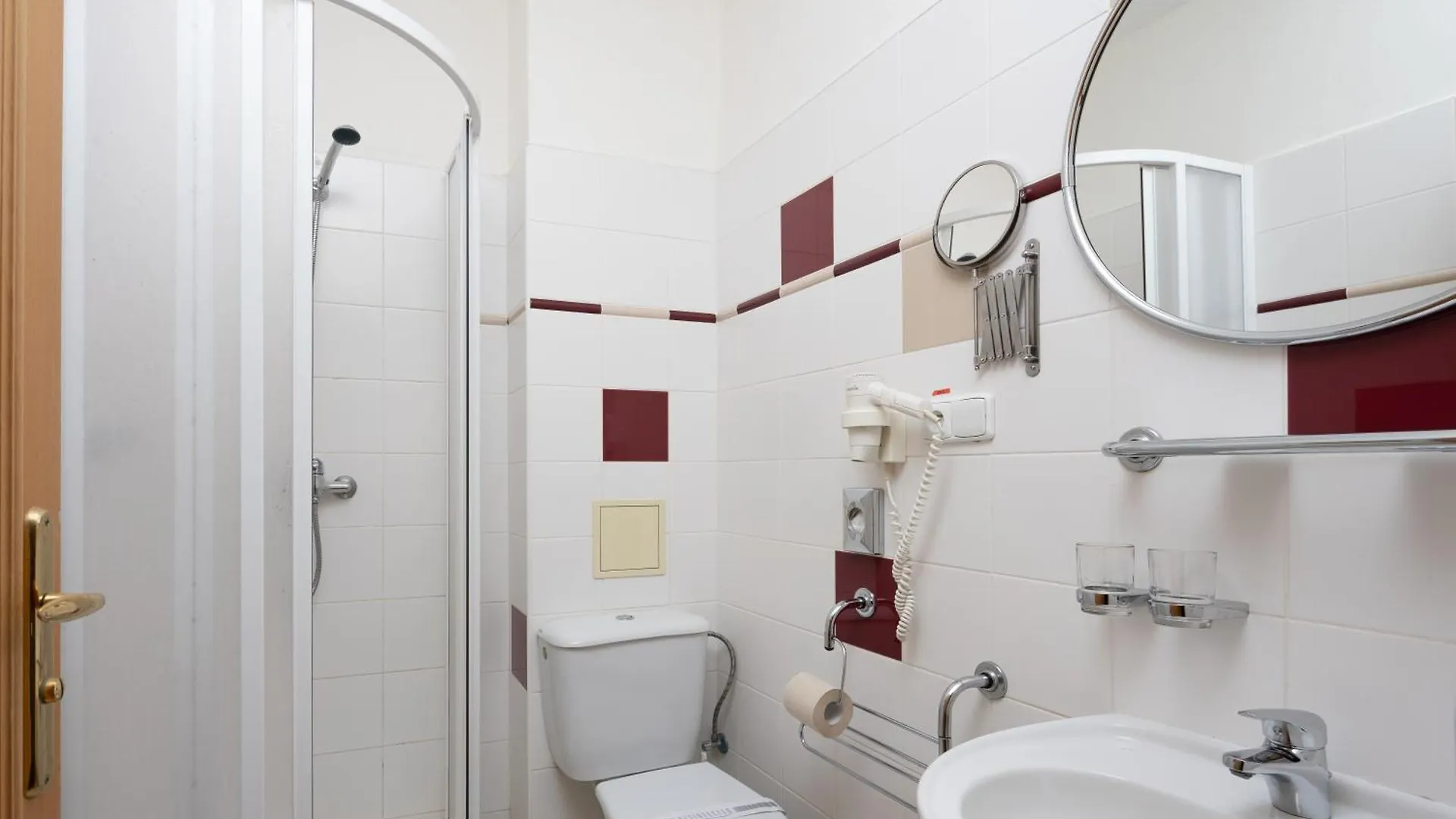 קרלובי וארי Wellness Hotel Jean De Carro