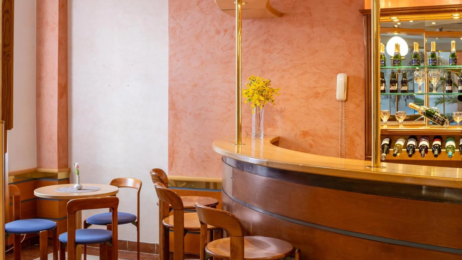 ****  Wellness Hotel Jean De Carro Karlovy Vary Csehország